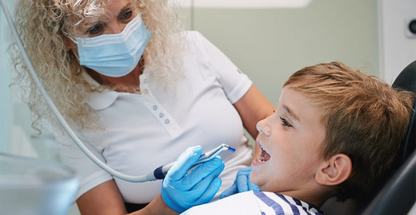 Kinder Zahnheilkunde Prophylaxe